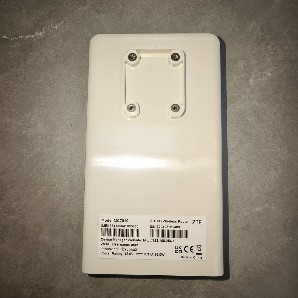 Ontgrendelde ZTE 5G Outdoor Ro - 5G Cpe Router Outdoor recensie en prijs
